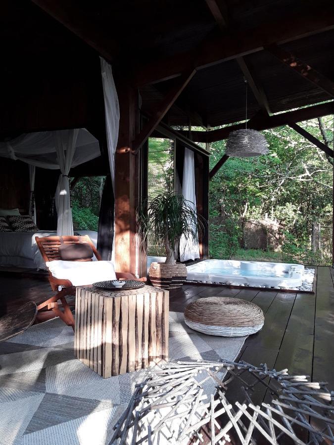 Les Landines Bed and Breakfast Origne  Εξωτερικό φωτογραφία